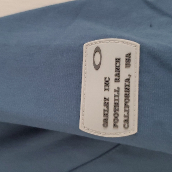 Oakley Men's Jacket - Picture 7 of 8